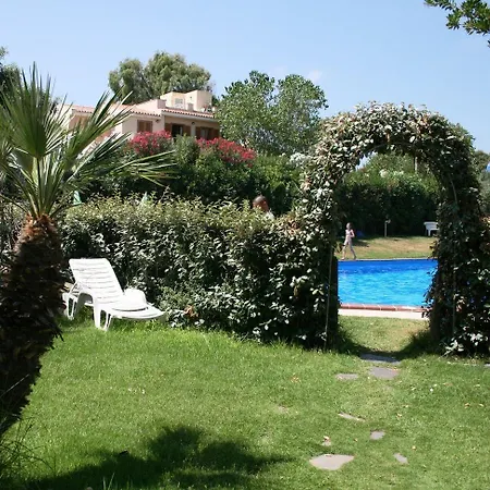 Aparthotel I Mirti Bianchi 4*