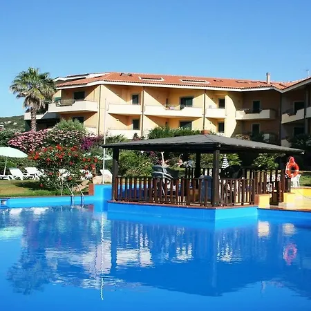 I Mirti Bianchi Aparthotel 4*